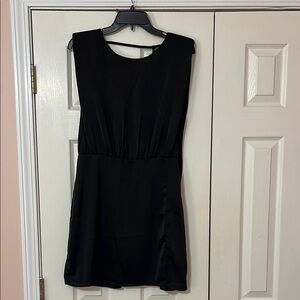 Elegant Black Sleeveless Dress zipper on the side. Very cute back see pics.